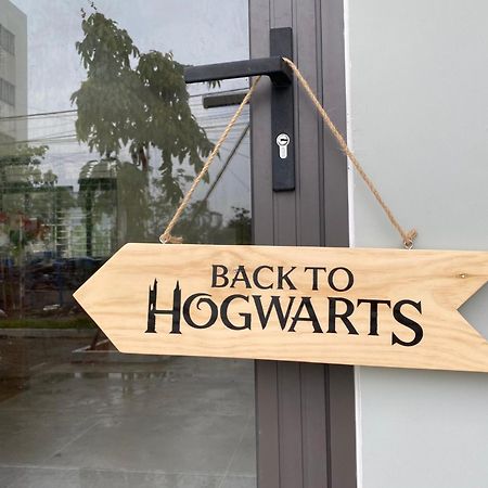 The Hidden Hogwarts - Nearly Bui Vien Walking Street Aparthotel Хошимин Екстериор снимка